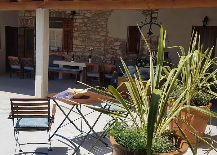 Stelio 33579 Apartamento Pula