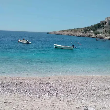 In 33579 דירה פולה