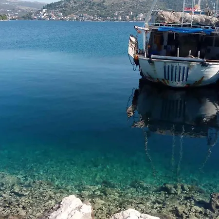 דירה In 33579 פולה